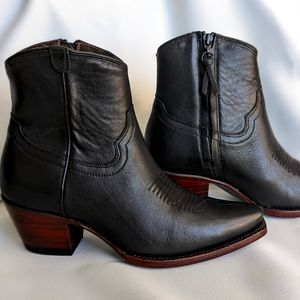 Tecovas Ladies Midnight Calf Side-Zip Booties.